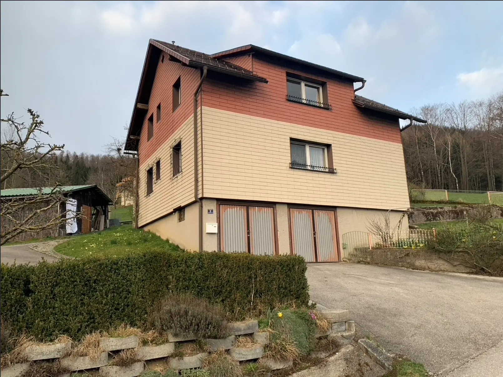 Haus umbauen Haus LI Fallstudie Außenansicht vorher